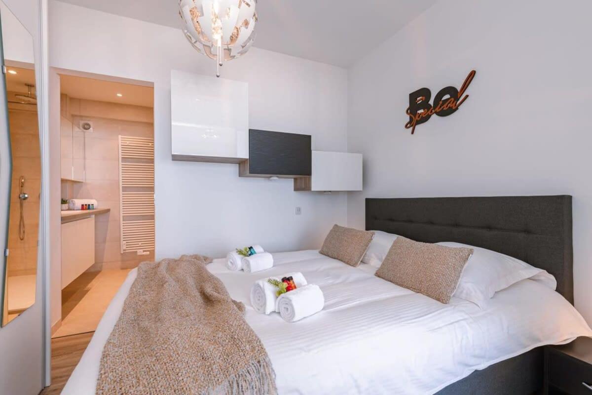 Huswell - Brand New Apartment With A View Oostende Dış mekan fotoğraf